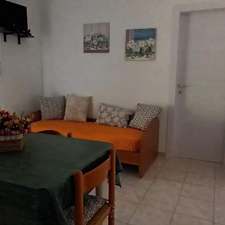 Casa De Sio Trilocale Apartment Пешичи Екстериор снимка