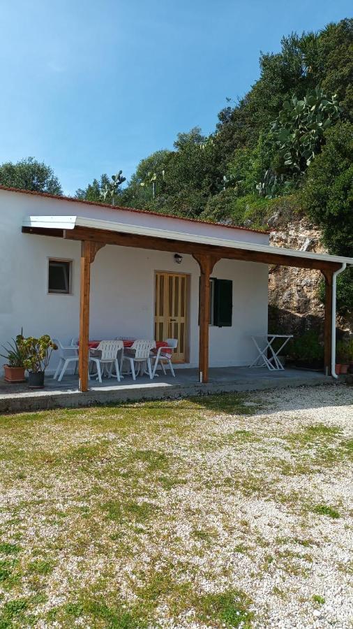 Casa De Sio Trilocale Apartment Пешичи Екстериор снимка